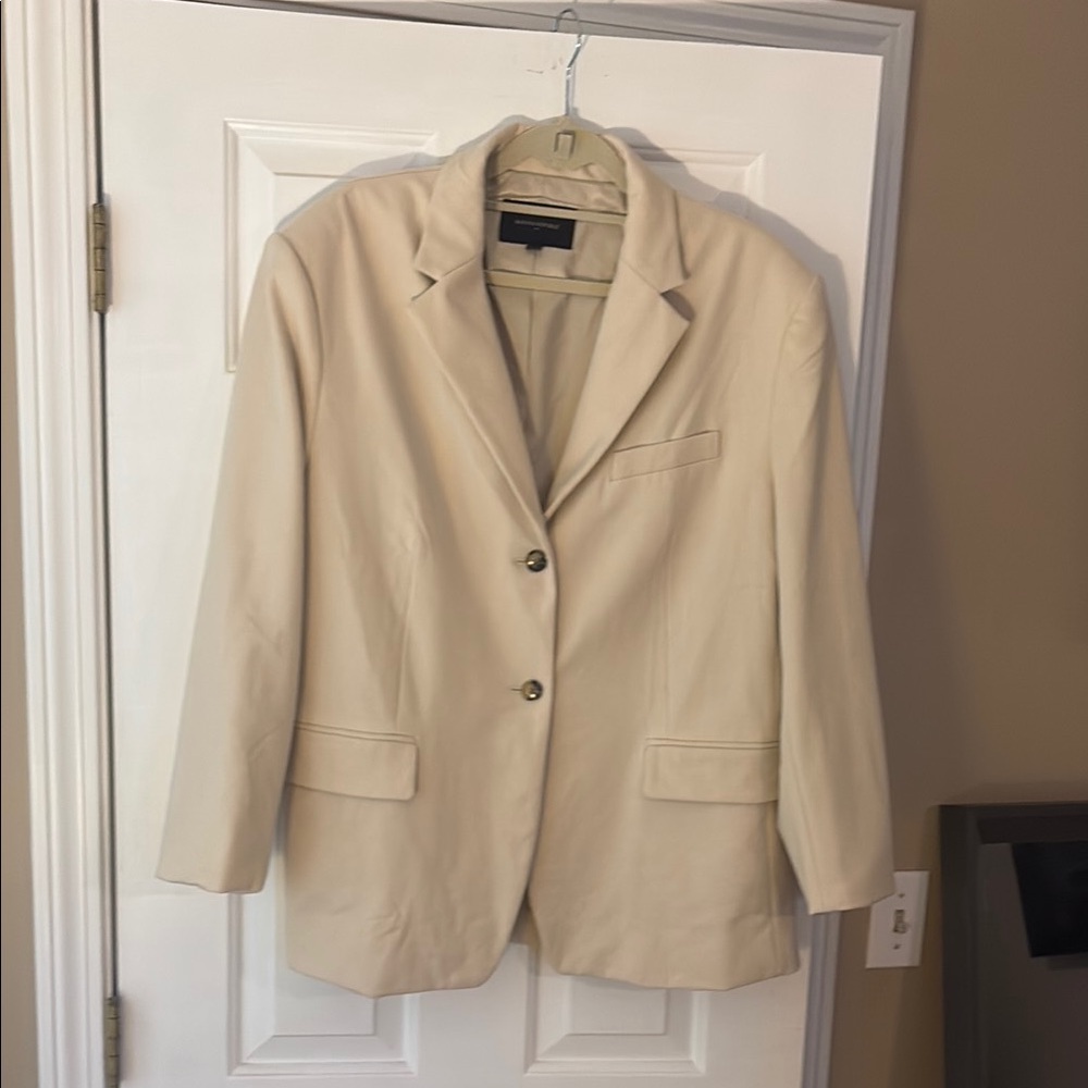 Oversized Cream Blazer